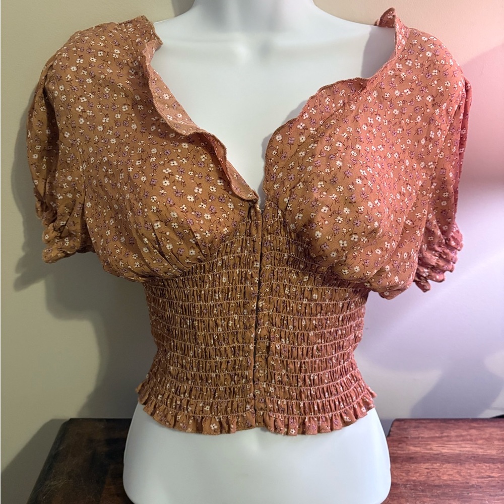Blouse, brown/floral. Polyester, button up.